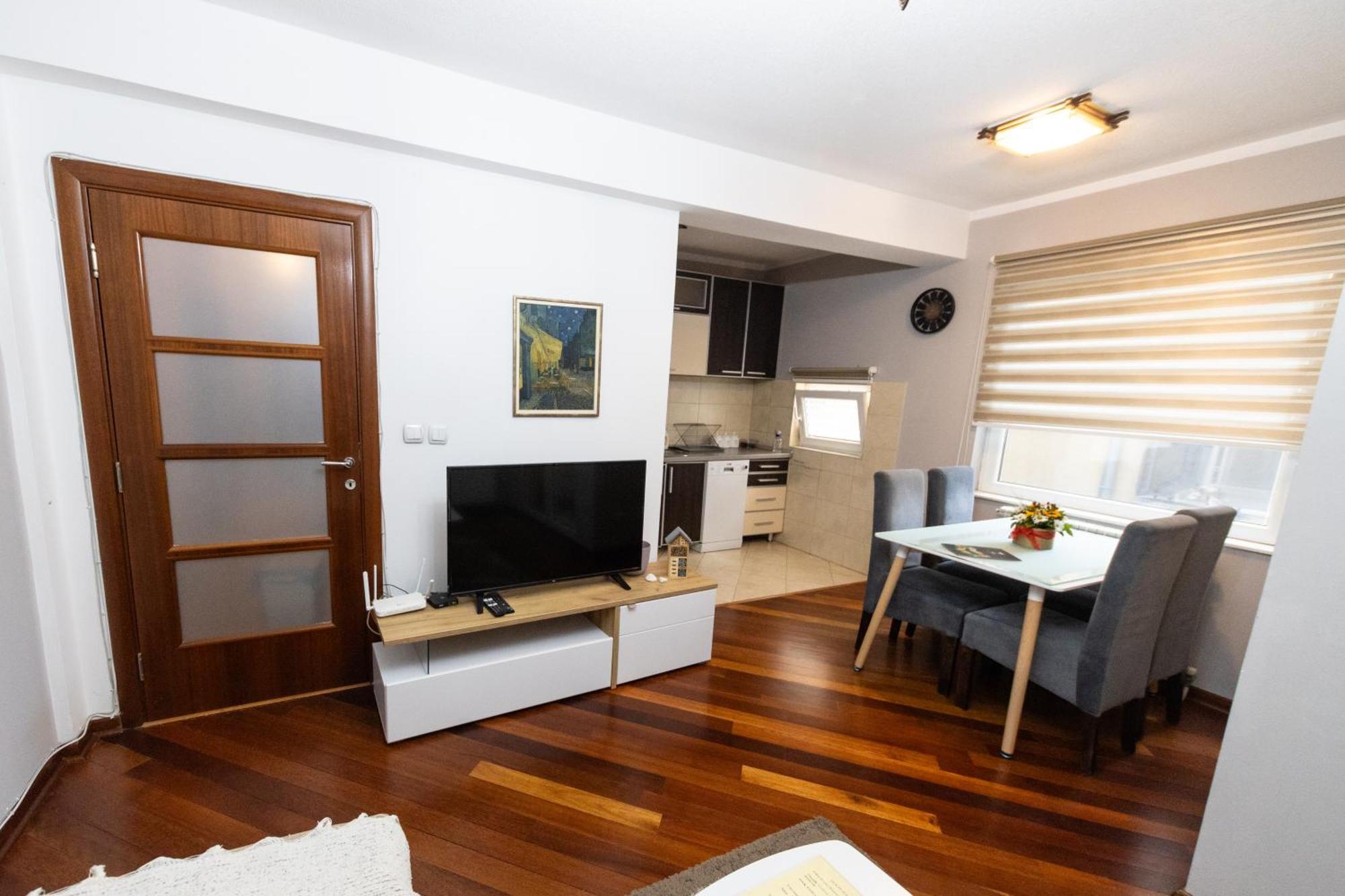 Lux Place Apartments Downtown Kragujevac Eksteriør bilde